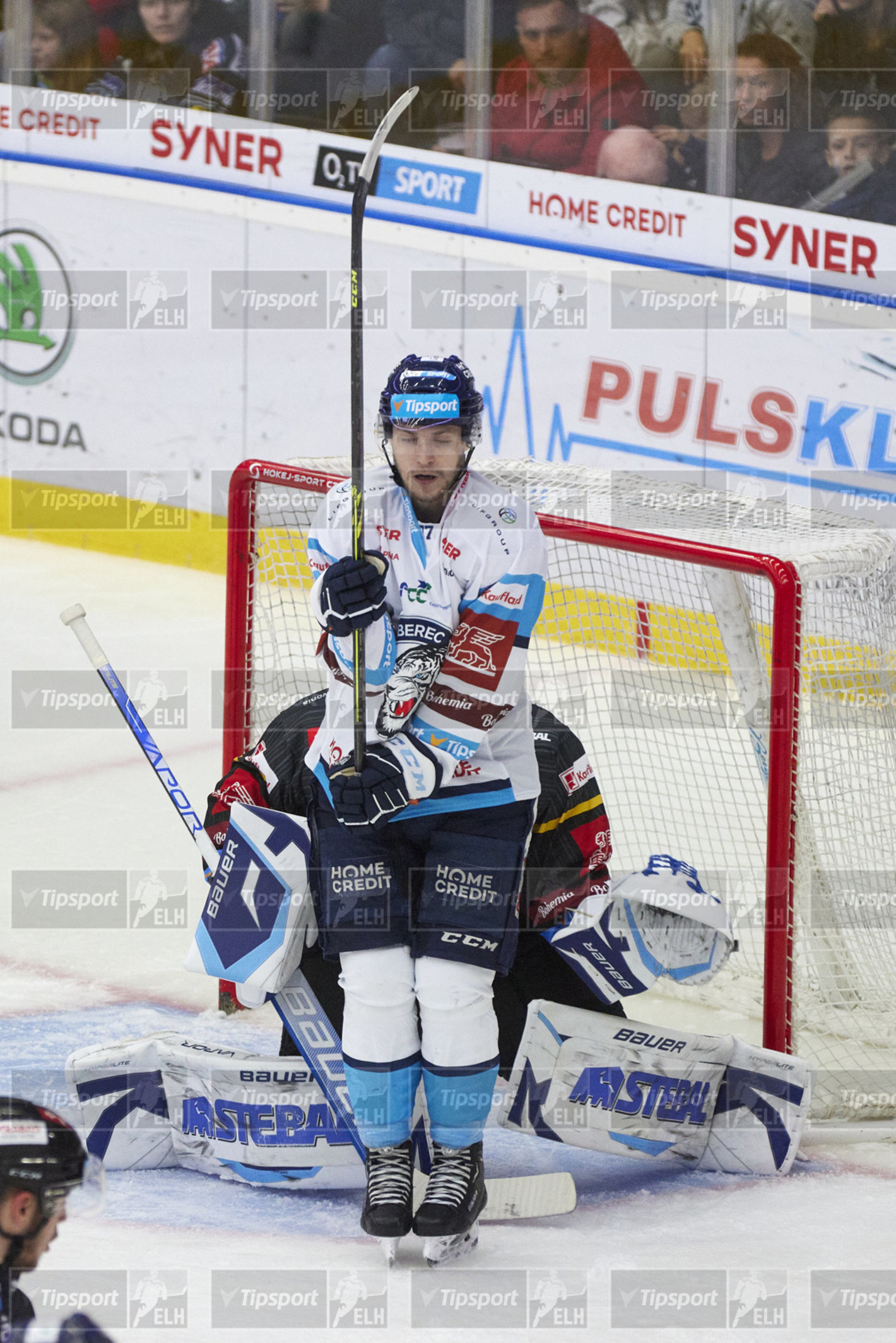 Martin Faško-Rudáš brání ve výhledu Matěji Tomkovi. Foto: Jiří Princ