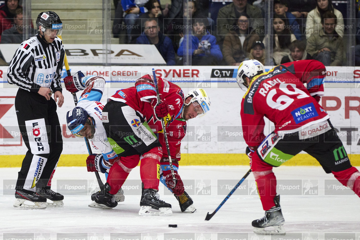 Buly vyhrávají Pardubice. Foto: Jiří Princ