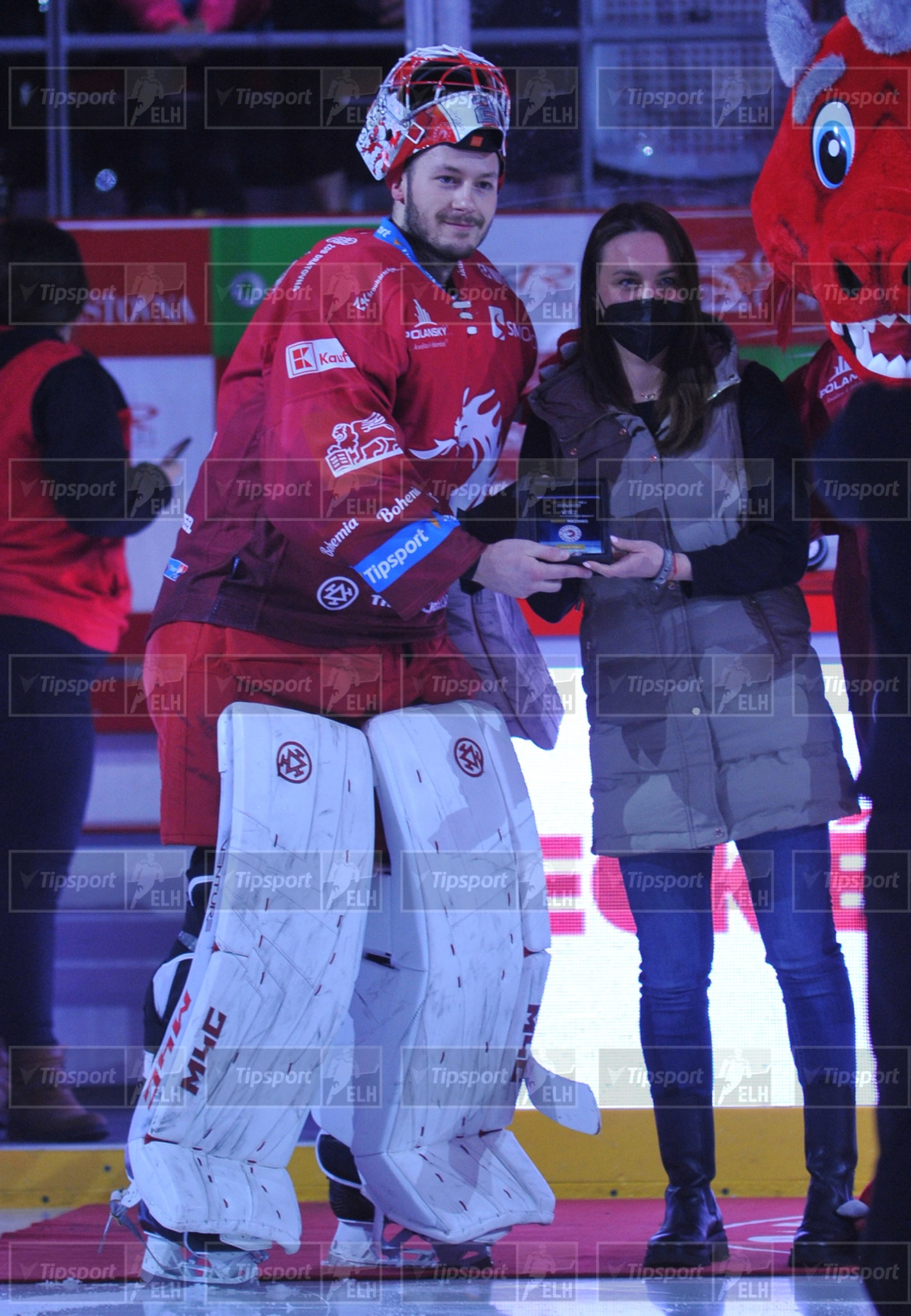 Marek Mazanec dostal ocenění extraligová nej za nejšikovněšího brankáře. Foto: Marian Ježowicz